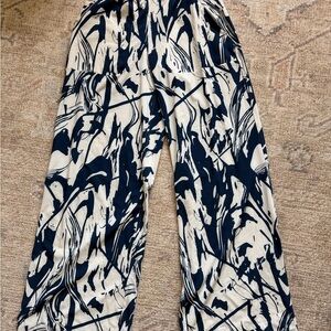 Lululemon Swift Wide Leg Mid Rise Pant